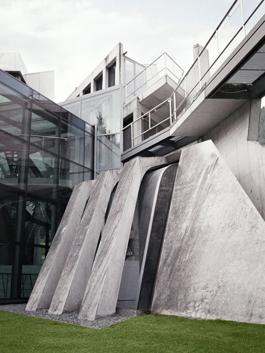 Dominik Hollaus - Architektur Dominik Hollaus Fotografie Grafikdesign