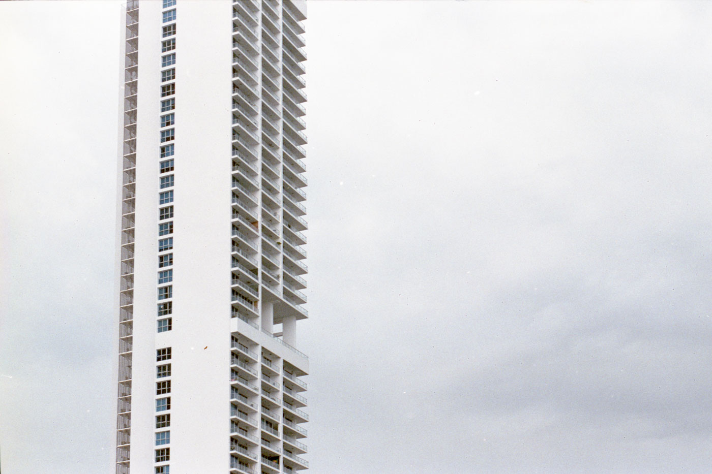 Dominik Hollaus - Architektur Dominik Hollaus Fotografie Grafikdesign