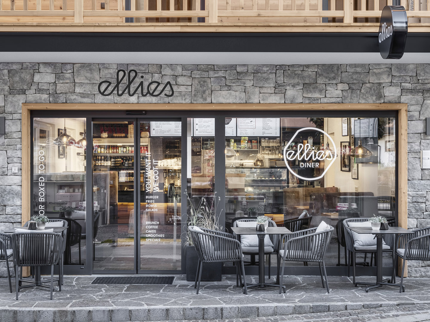  Dominik Hollaus Fotografie Grafikdesign