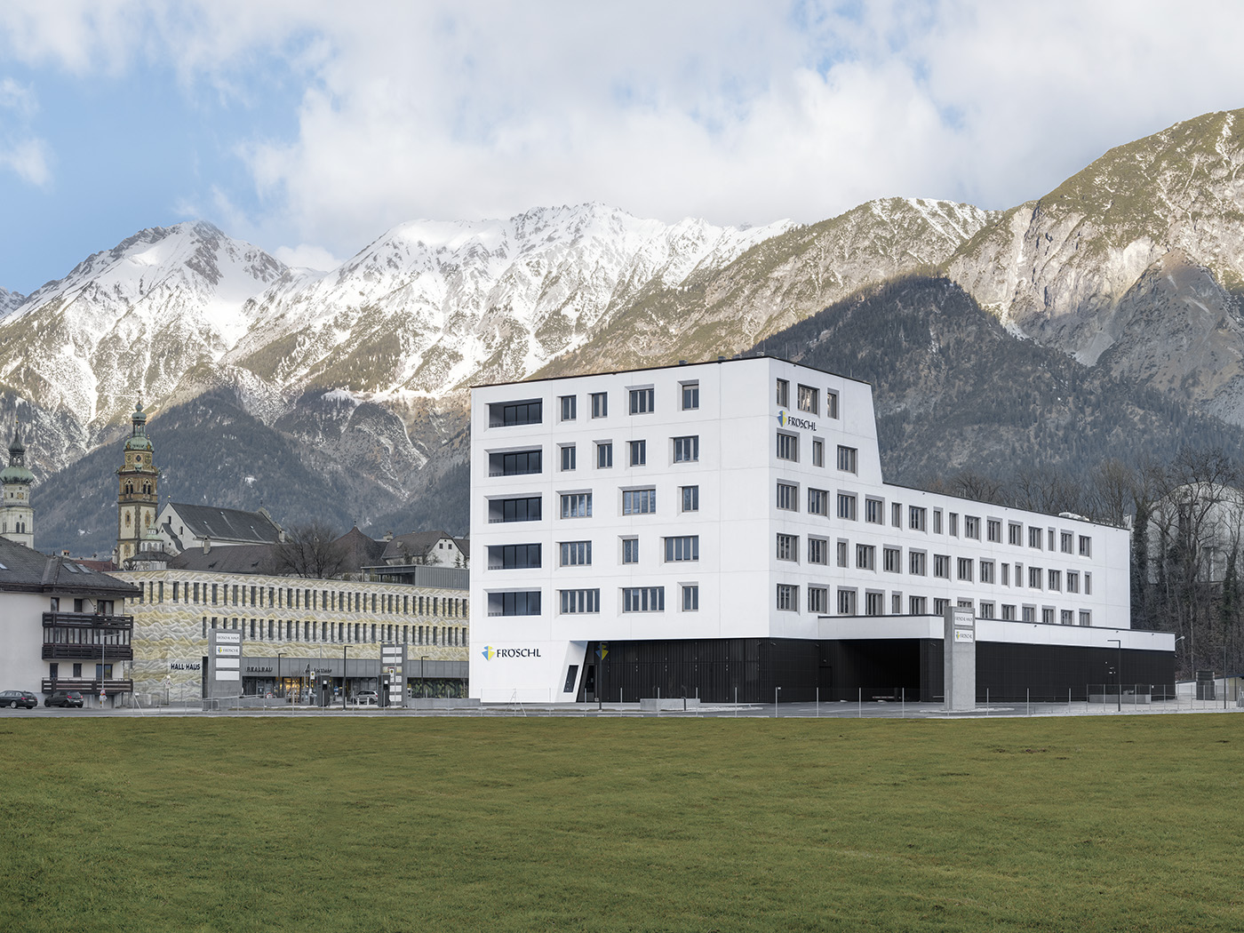 Dominik Hollaus - Fröschl Haus neu Dominik Hollaus Fotografie Grafikdesign