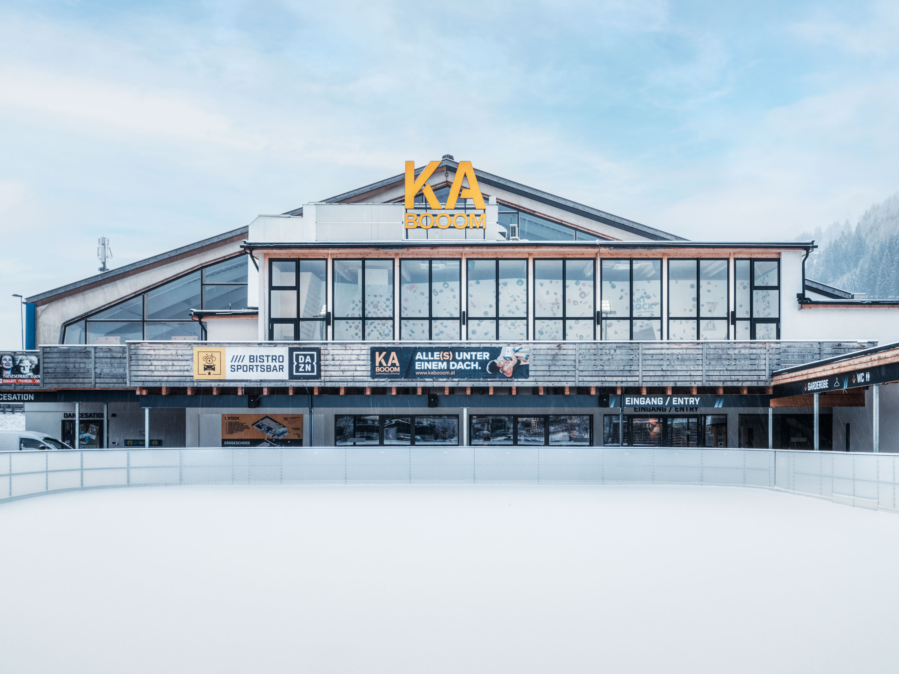 Kabooom Bistro Kaltenbach Zillertal Dominik Hollaus Fotografie Grafikdesign