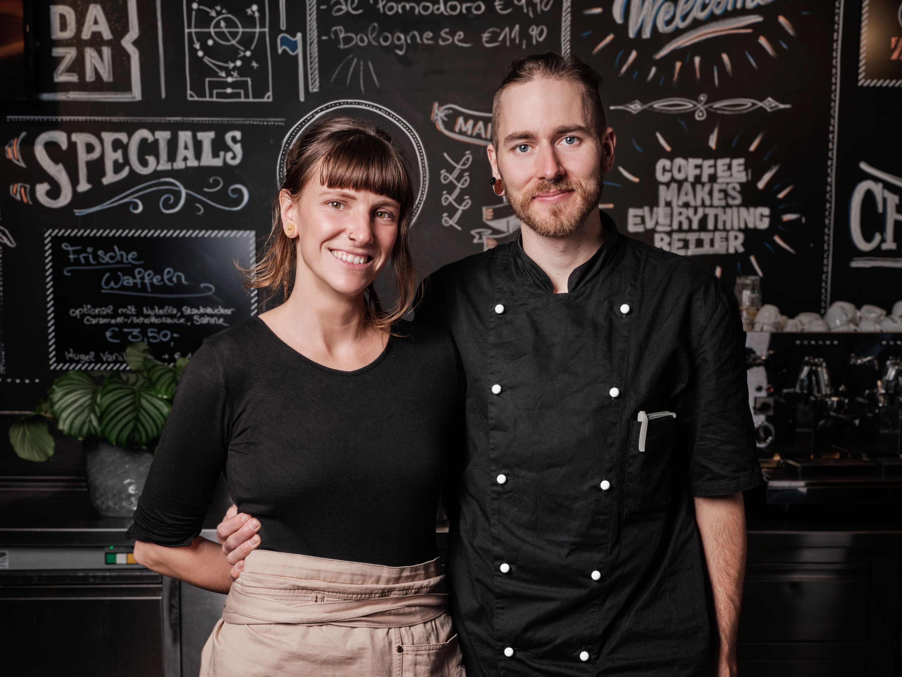 Kabooom Bistro Kaltenbach Zillertal Dominik Hollaus Fotografie Grafikdesign