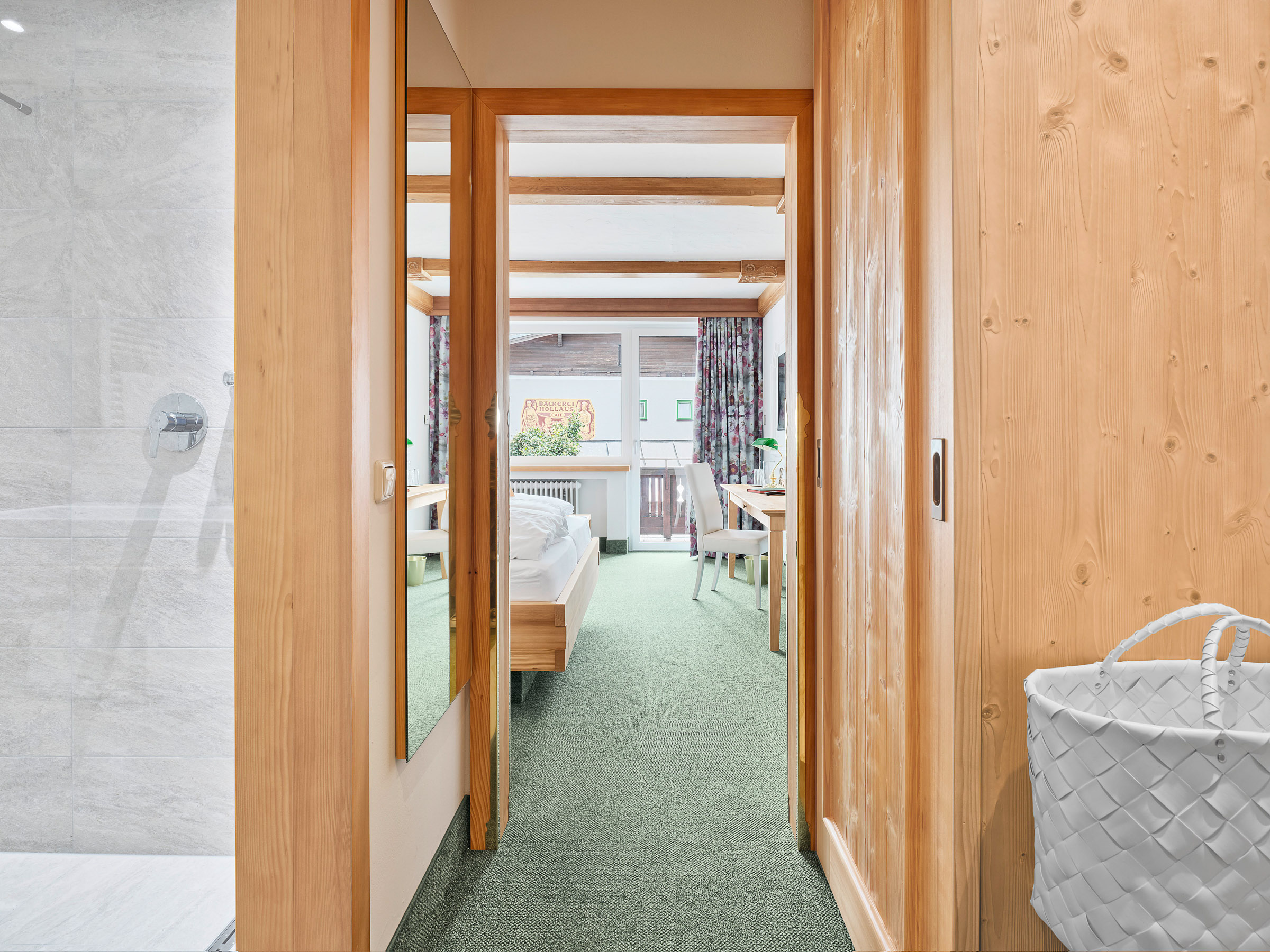 Hotel Moisl Abtenau Architektur 2024 Dominik Hollaus Dominik Hollaus Fotografie Grafikdesign