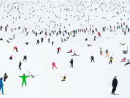 Winterbild Happy Tour Dominik Hollaus Fotografie Grafikdesign